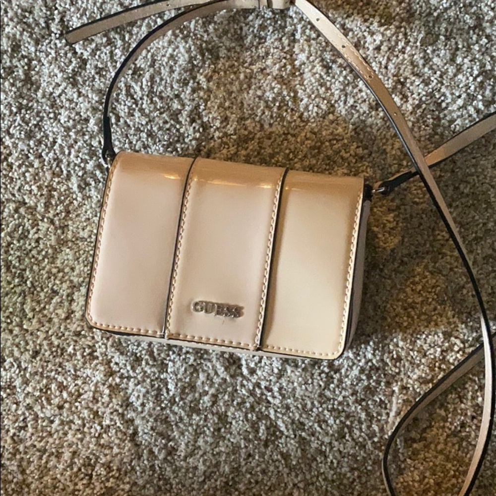 Guess cross body